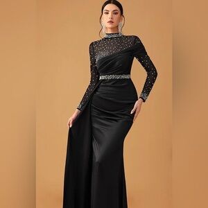 Elegant Black Pearl-Embellished Wedding Dress